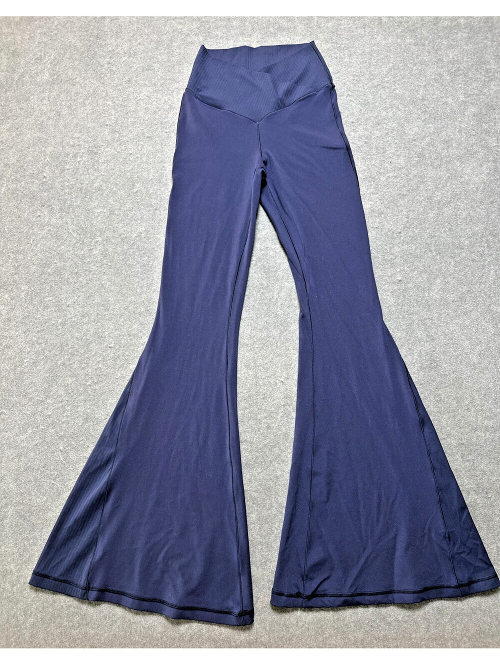 OFFLINE By Aerie Real Me Super Flare Leggings Navy High Rise Short Small